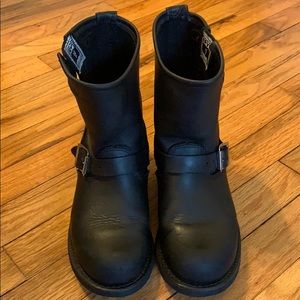 Frye engineer 8R boots